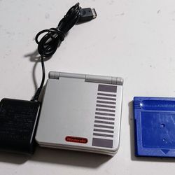Gameboy SP NES Edition With Pokémon Blue Versio