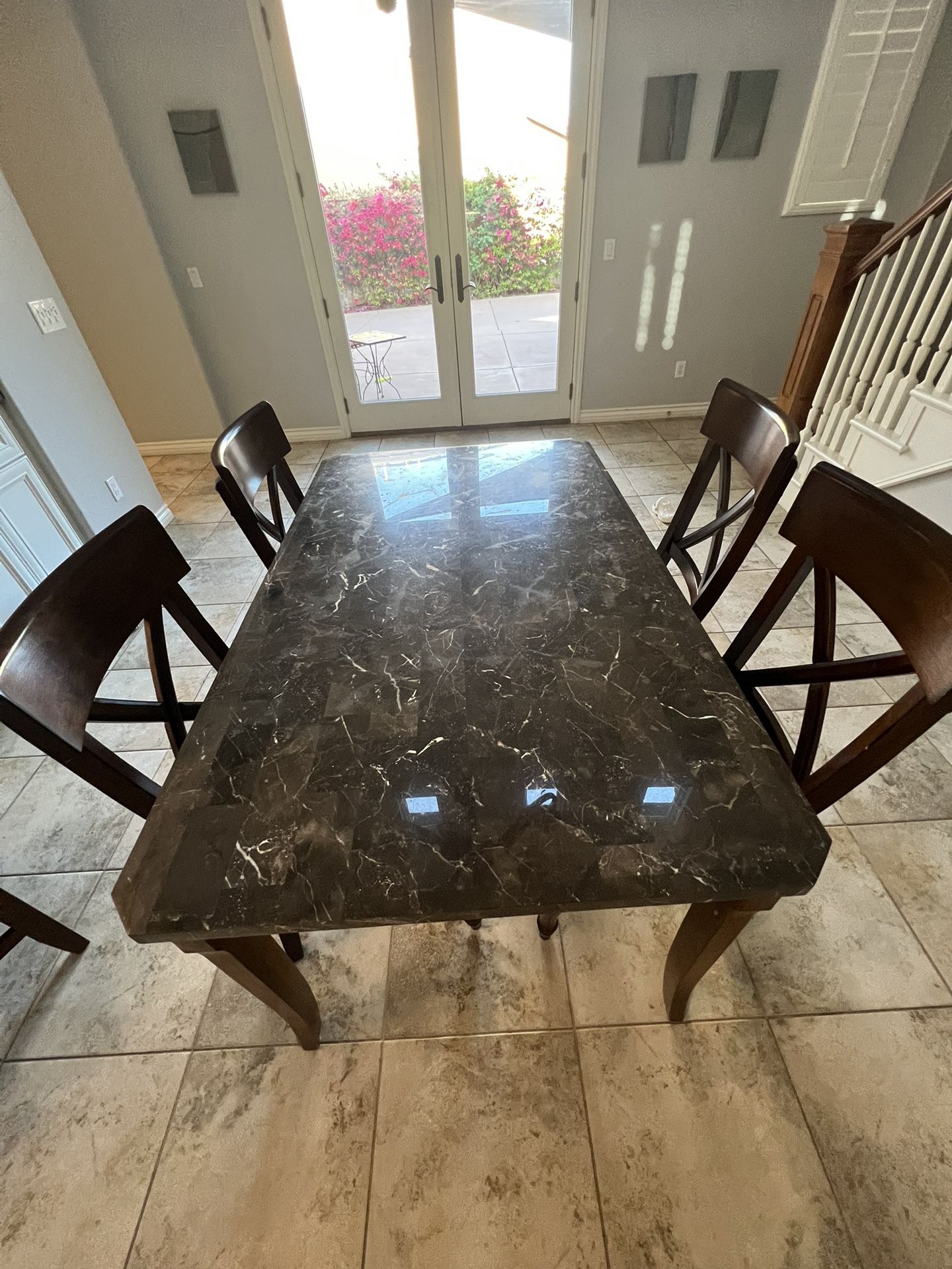 Marble and Wood Table With 4 Chairs 