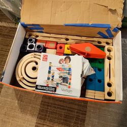 Hape Quadrilla Wooden Marble Run DIY Construction: Vertigo - 134 Pieces