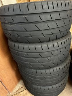 Firestone 255/40R19 100W. like New $350 Set Of 4 