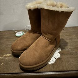 UGG Bailey Bow Boot 