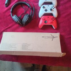 Gaming Controllers And Keyboard
