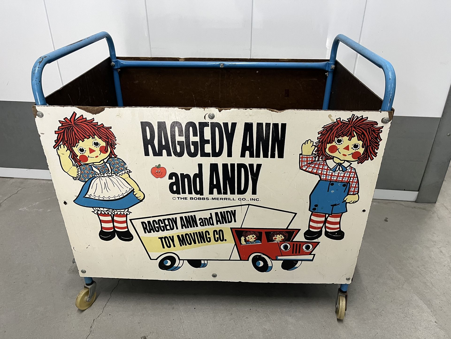 Raggedy Anne Vintage Rolling Toy Cart/box