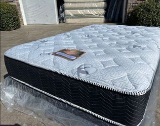 Queen Orthopedic Supreme Ultra Plush Mattress!!