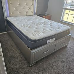 Queen Led Platform Bed With Storage Drawers