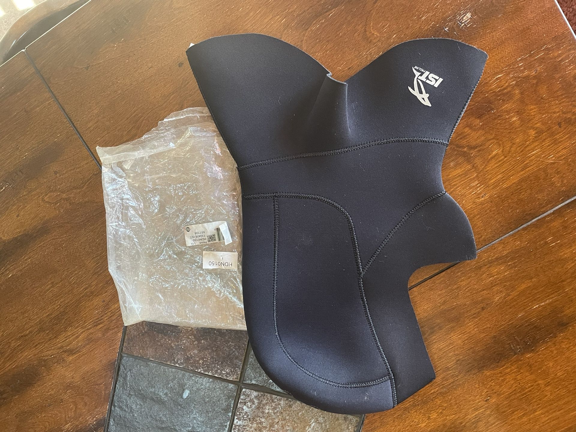 Wet Suit Head Part