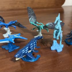 Kinder Avatar Way Of Water 2022 Mini Figures Lot Great Condition Working Parts