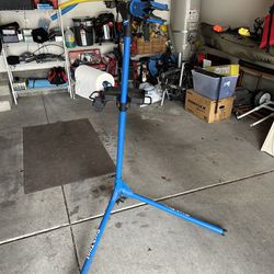 Home Mechanics Repair Stand