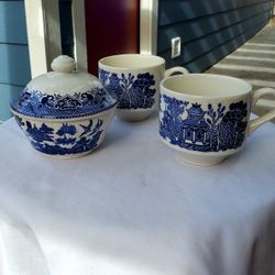 English blue willow tea  cups and sugar bowl