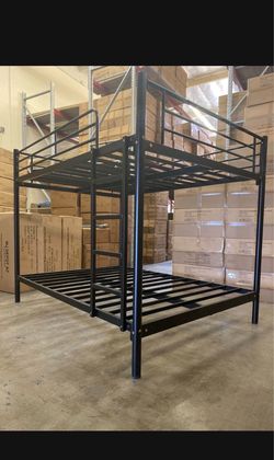 Bunkbed bunk bed litera  queen over queen