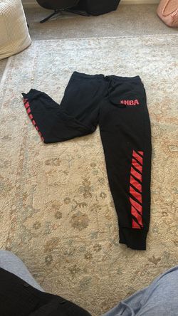 Boy size xl 14-16 sweats nba