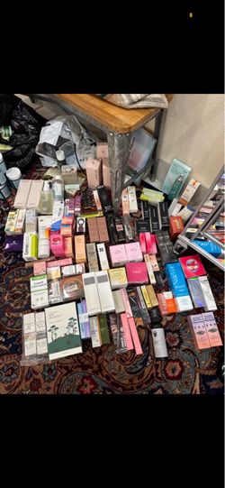 Skincare and cosmetic makeup