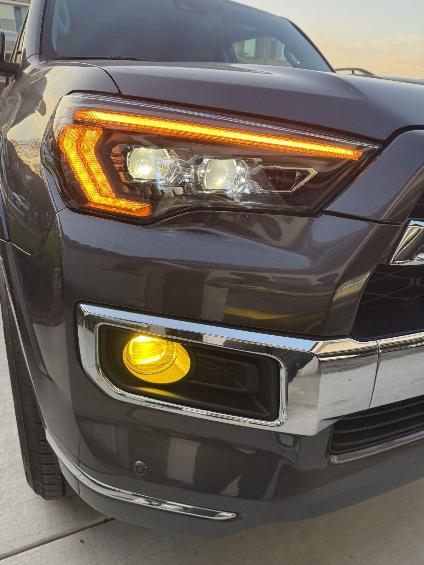 16-24 4Runner Morimoto XB Evo LED headlights Brand New