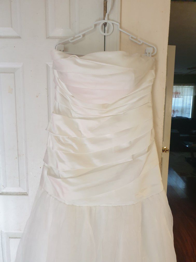 Wedding Dress Size 20 