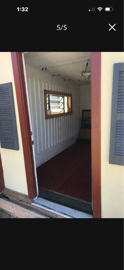 Insulated Shipping Container