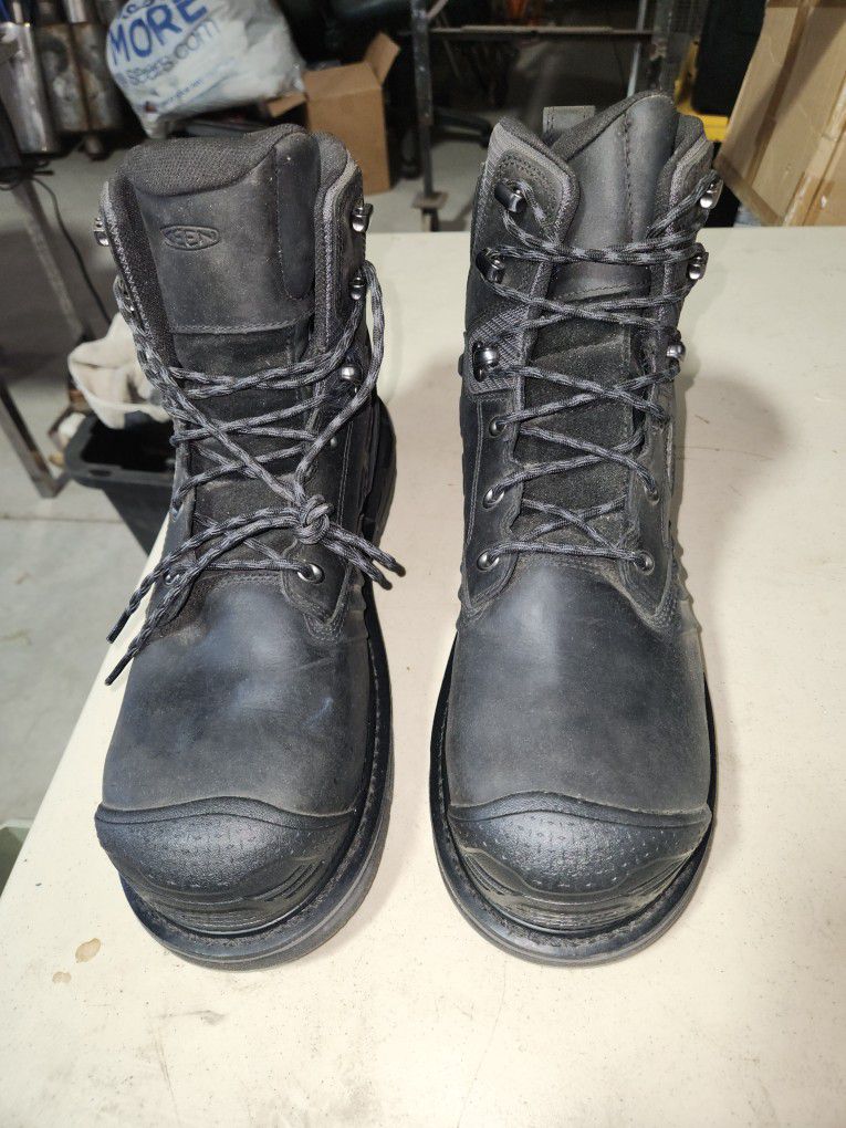New Keen Steeltoe boots