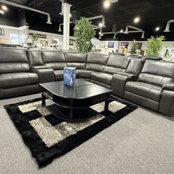 Power Recliner Sectional 