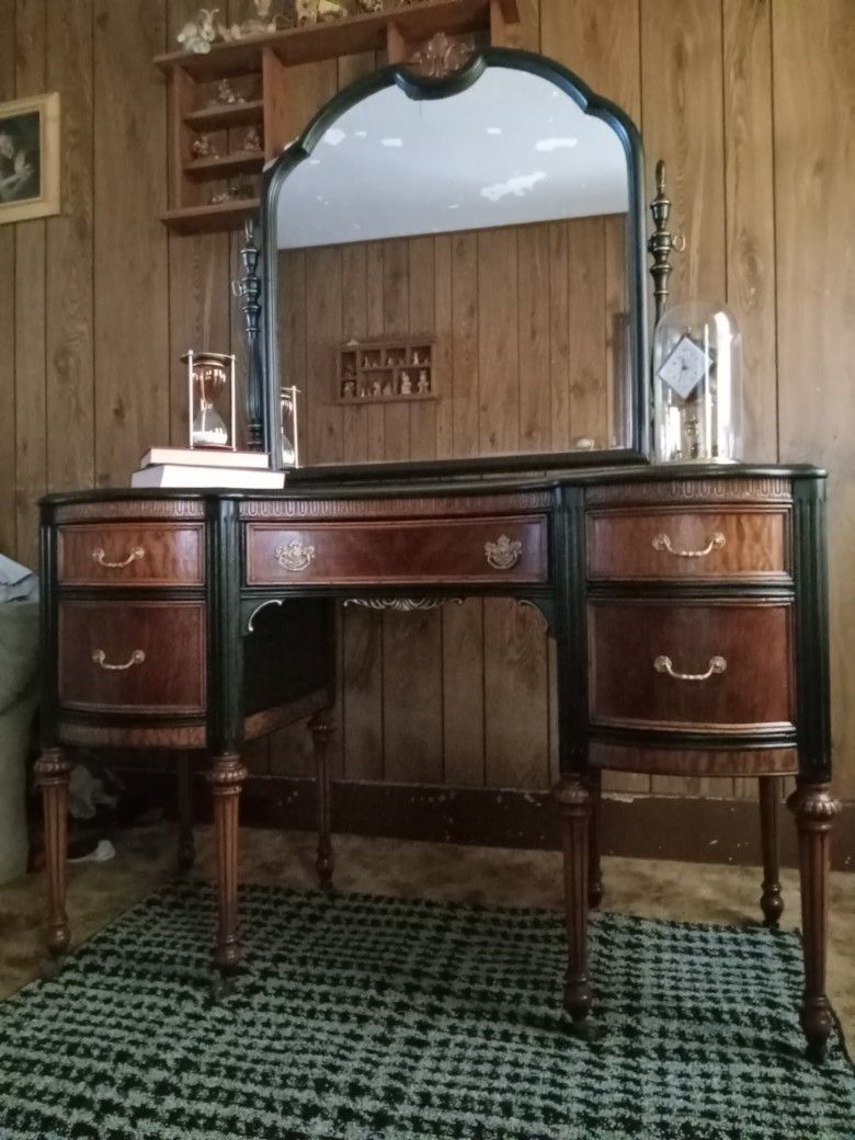 Antique Vanity/Desk