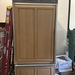 Sub Zero Refrigerator 36 inch Counter-Depth 