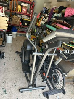 Life Fitness Elliptical Model X1