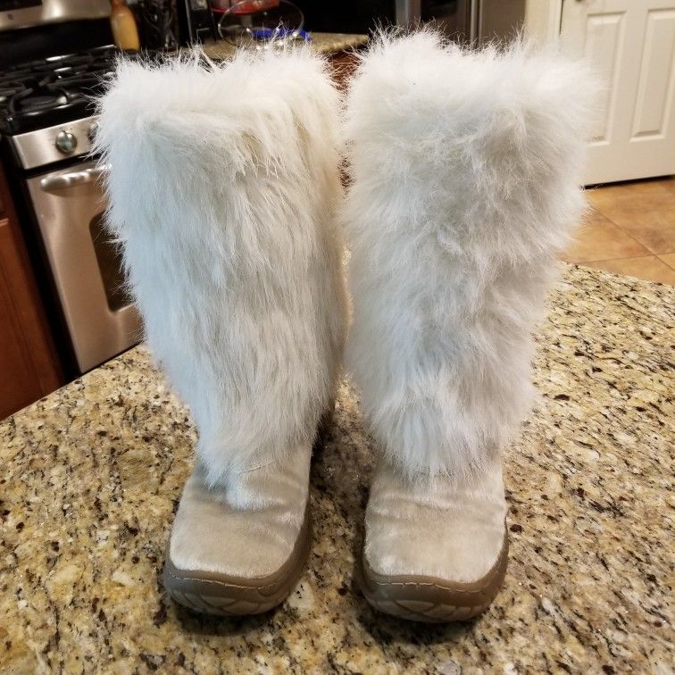 Vintage Women's White Faux Fur Furry Snow Winter Snow Bunny Boots Size 7