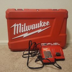 Case for Milwaukee (M18 drill, impact) plus charger