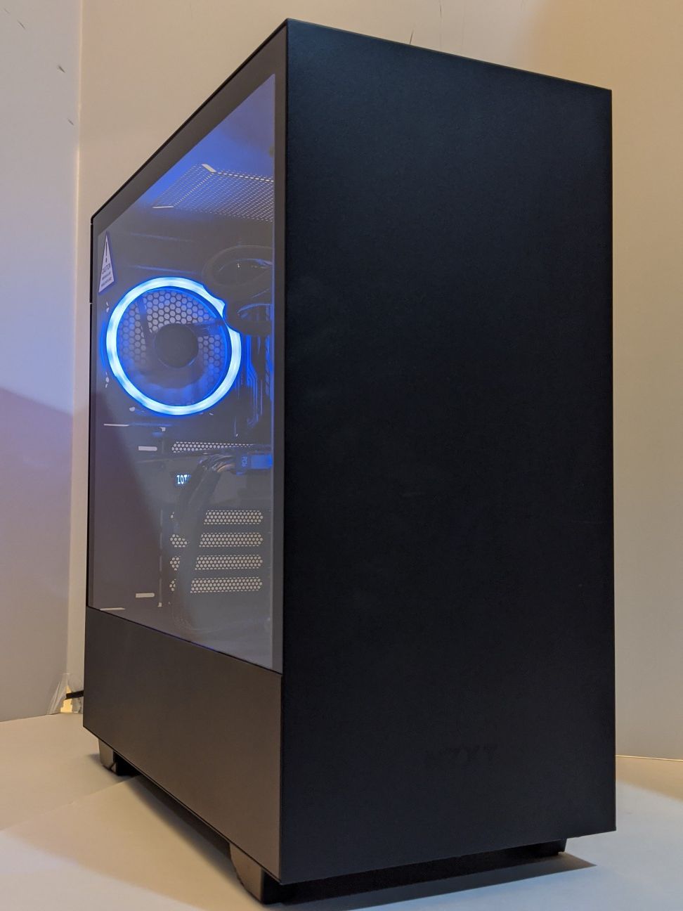 Liquid Cooled Intel GTX 1070Ti Streaming Gaming PC