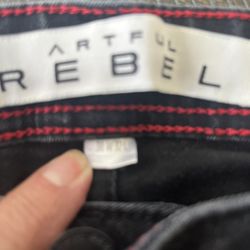 REBEL BLACK JEAN