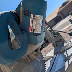 Makita 15amp Miter Saw