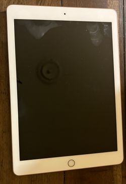 Apple iPad 9.7in 6th Generation WiFi + Cellular (32GB, Gold) 