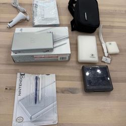 Nintendo DS W/ 15 Games & Cases