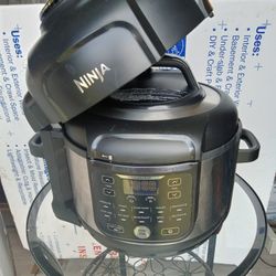 Ninja Foodie "Programmable 10n1 Pressure Cooker/ Air Fryer