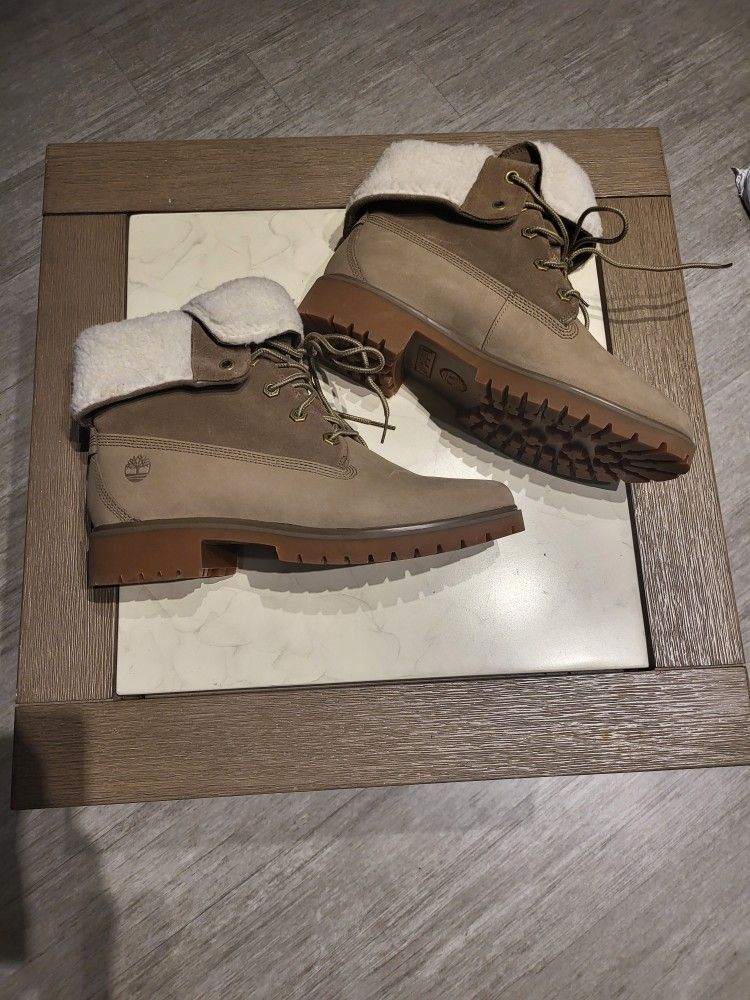 Timberland Short Boots