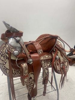 Montura charra Pitiada original con Herraje y fuste plateado
