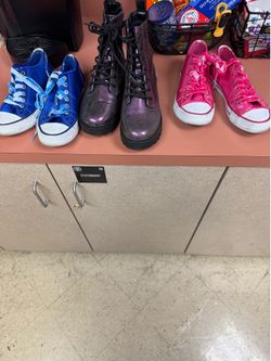 Women’s shoes