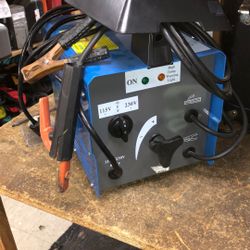 1003 Chicago Electric 98870 Corded 115/230v 120amp Arc/Stick Welder W/ Mask & Clamps (Clamp Has Damaged) 007358