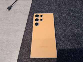 Samsung S24 Ultra Titanium Orange 512gb UNLOCKED with Pitaka case