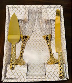 Gold Wedding Champagne Flutes and Cake Server Set