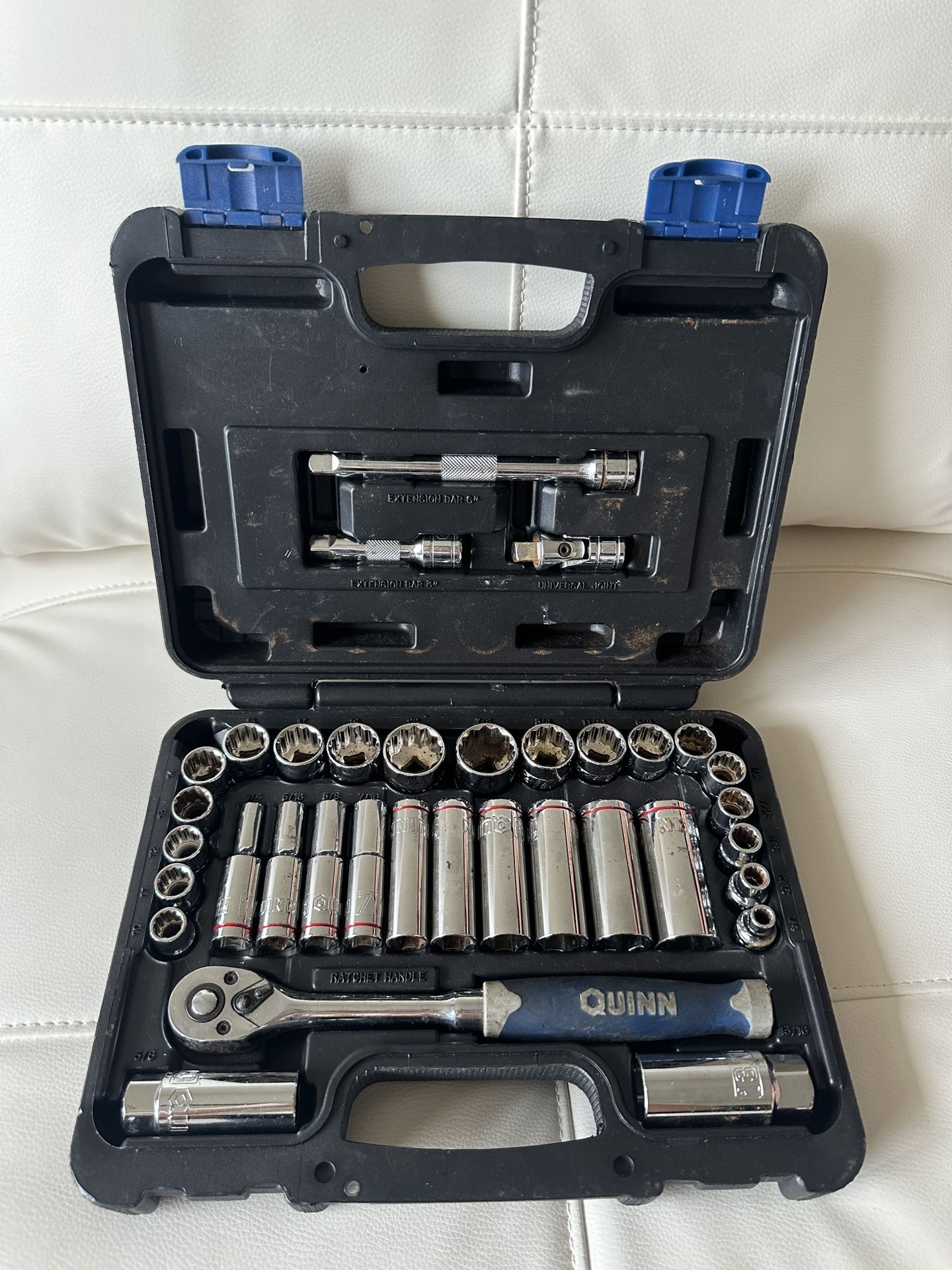 QUINN 3/8 in. Drive SAE and Metric High Visibility Socket Set, 35-Piece