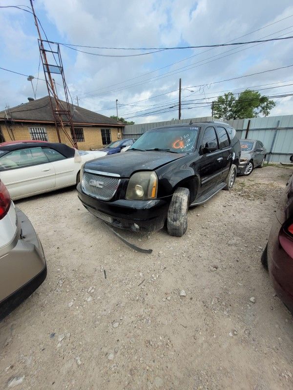 2012 GMC YUKON 6.2 ...SOLO PARTES....ONLY PARTS ...8.3.2 5.4.0 1.3.3.3 EL TOPÓ