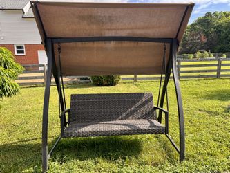 Patio Swing 