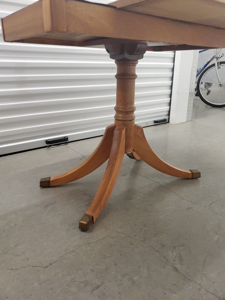 Nice Antique Table for Sale in Vancouver, WA OfferUp
