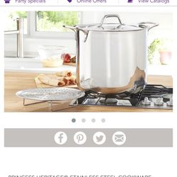 Classic 25-Qt. Stockpot with Steaming Rack, Olla Tamalera Clásica Con Parrilla 25 Qts
