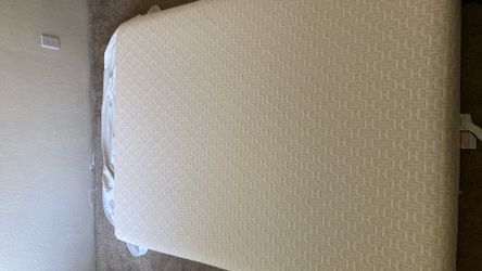 Queen mattress