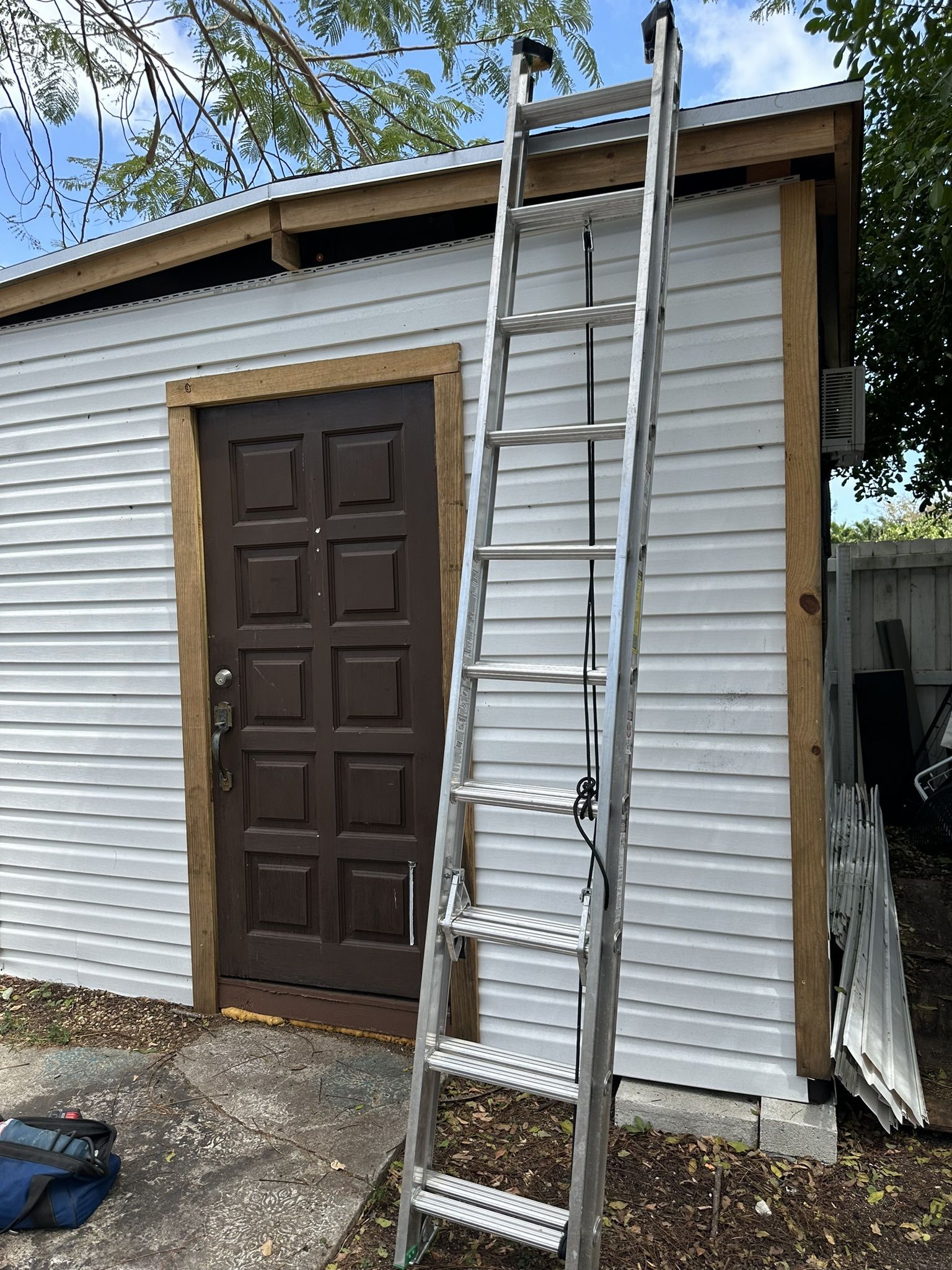 Werner Max Load Ladder 20ft New