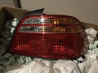 99-02 Acura RL tail lamp assembly