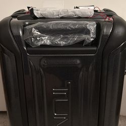 Tumi Carryon Rollon $349 New