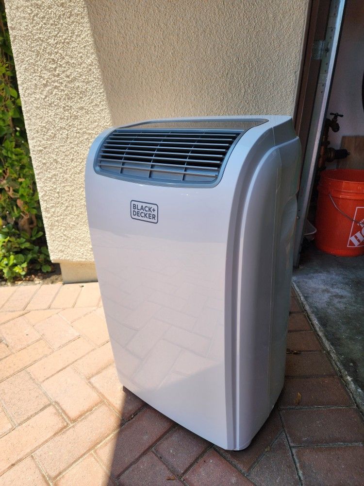 Black And Decker Portable AC Unit - 8,000 BTU