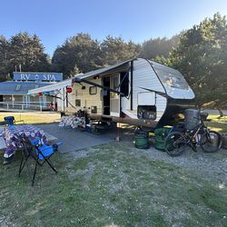 2016 StarCraft ARONEMAXX 27BHS