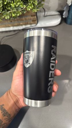 Raiders 12 oz is tumler